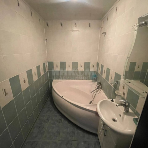 Фото Продам 2к по ул. 2-я Краснознаменная 30