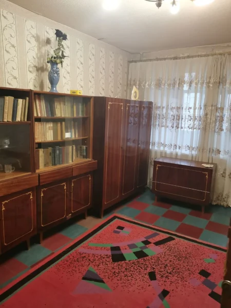 Фото Сдаётся на длительный срок однокомнатная квартира в г. Стаханов, ул. Курченко