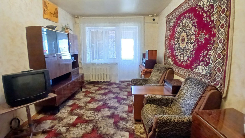 2-комнатная квартира г. Счастье ул. Гагарина