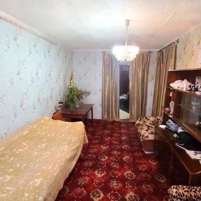 Фото ПРОДАËТСЯ 3-Х КОМНАТНАЯ КВАРТИРА кв. 50 лет Октября, Луганск.