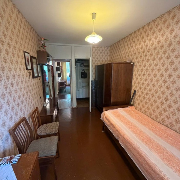 Фото Продам 3 комнатную квартиру на кв. Жукова, 22