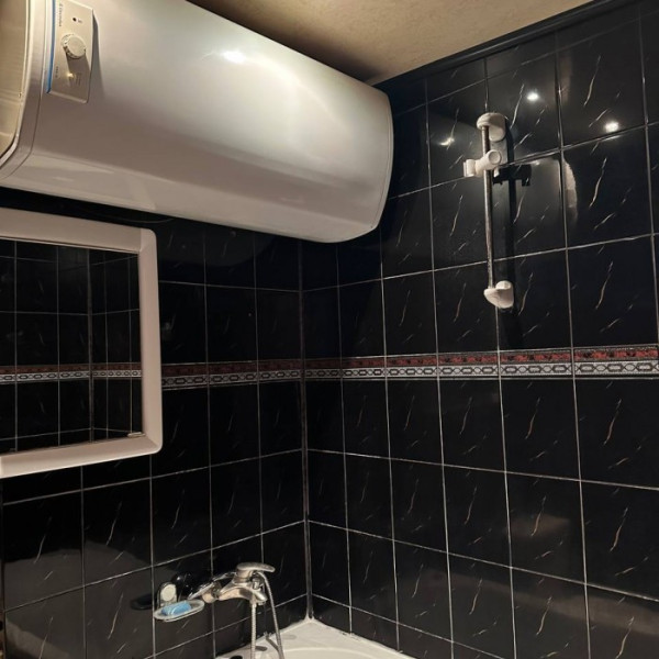 Фото Продам 2 х квартир Г. Луганск,по ул. Панькова (Городок ОР)