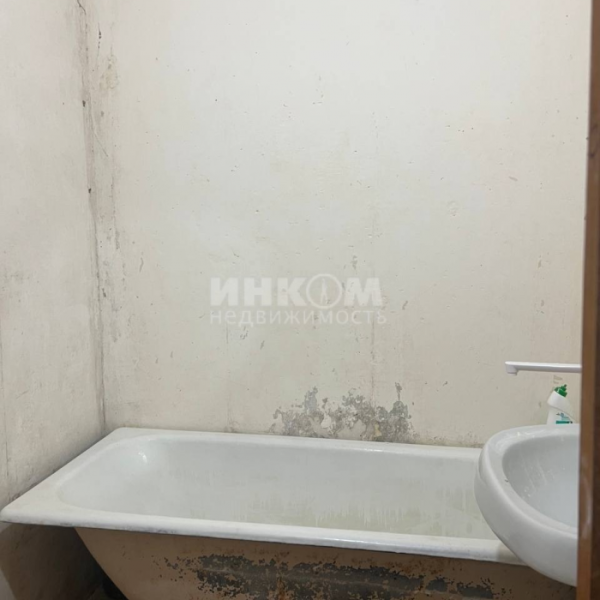 Фото Продам 2к квартиру по ул.Победоносная ,2/10