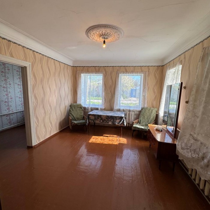 Фото Продам дом в г. Александровск ул. Комсомольская.