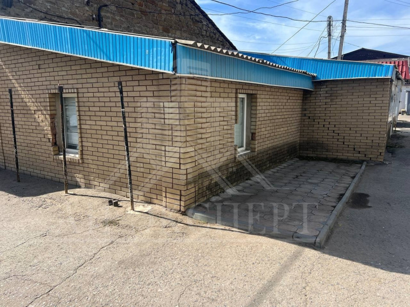 Фото ПРОДАМ КОММЕРЧЕСКОЕ ПОМЕЩЕНИЕ (г. Стаханов, рынок “Центральный”)