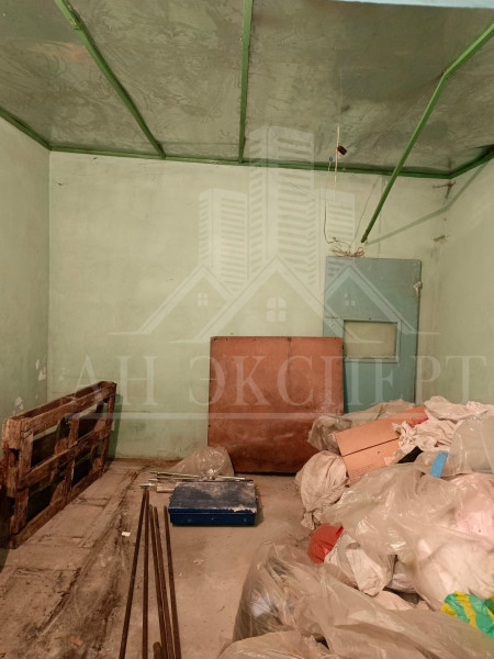 Фото ПРОДАМ КОММЕРЧЕСКОЕ ПОМЕЩЕНИЕ (г. Стаханов, рынок “Центральный”)