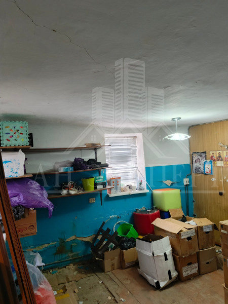 Фото ПРОДАМ КОММЕРЧЕСКОЕ ПОМЕЩЕНИЕ (г. Стаханов, рынок “Центральный”)