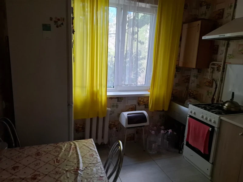 Фото 4-х комнатная квартира кв. Дзержинского