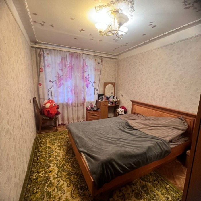 Фото Продам трёхкомнатную квартиру в центре, ул. Коцюбинского д 27