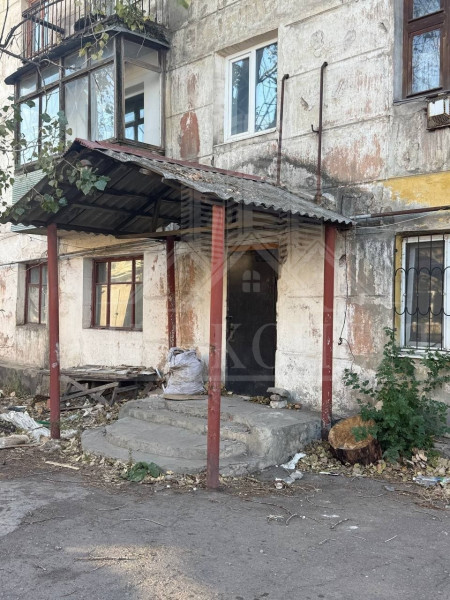 Фото СДАМ В АРЕНДУ КОММЕРЧЕСКОЕ ПОМЕЩЕНИЕ (Кировск, ул. Карташова)