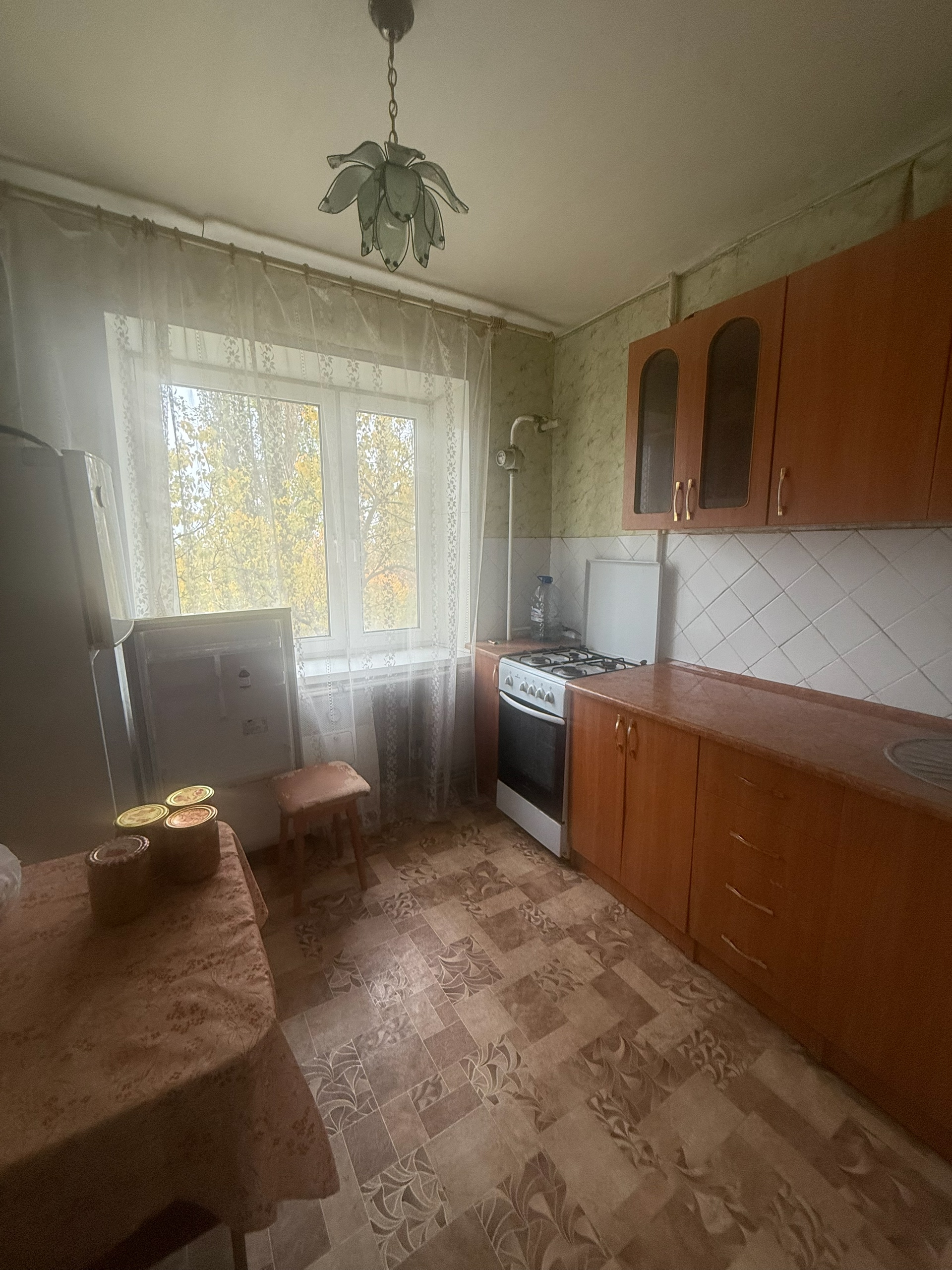 Фото Сдам 2-х комнатную квартиру на длительный срок (Стаханов, ул. Юных Ленинцев 17)
