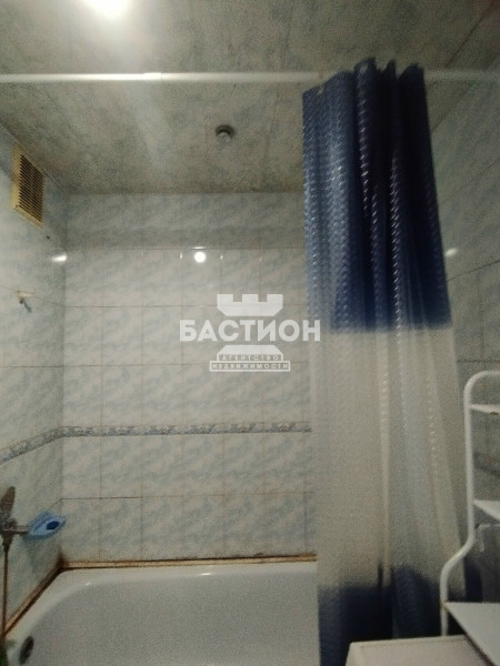 Фото : 2-х комнатная квартира, ул. Сарматская 26, ID: 2331174