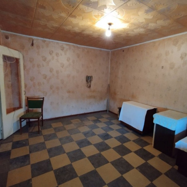 Фото Продам 1- ю квартиру ул. Советская д. 94 ( район Донбасса, самый центр)