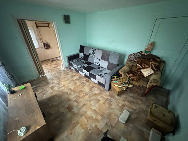 Фото Дом - Краснодон, ул. Советская, д. 26 (самый центр)