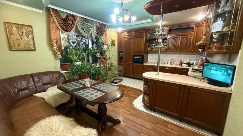 Дом с. Роскошное