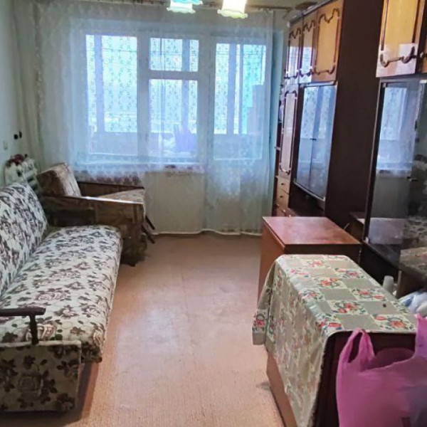 Продам 2-комн. кв. Левченко, 3/5 эт.