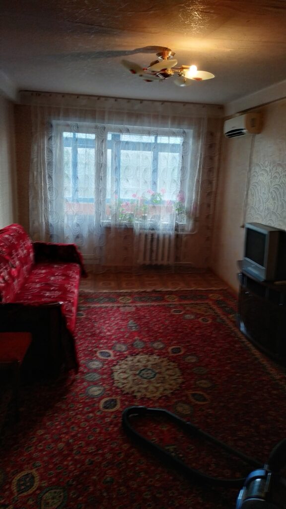 Фото 3-к квартира р-н Техномира г. Алчевск