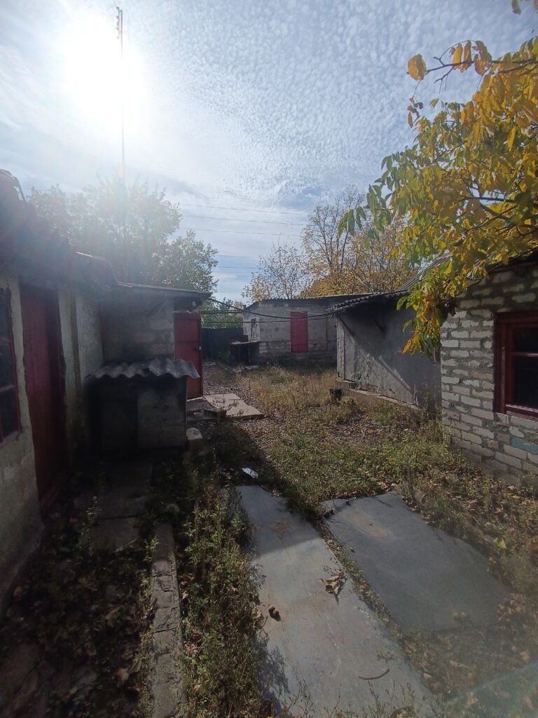Фото № 926 Продается небольшой жилой дом по ул. Луговой, р-н 3 школы
