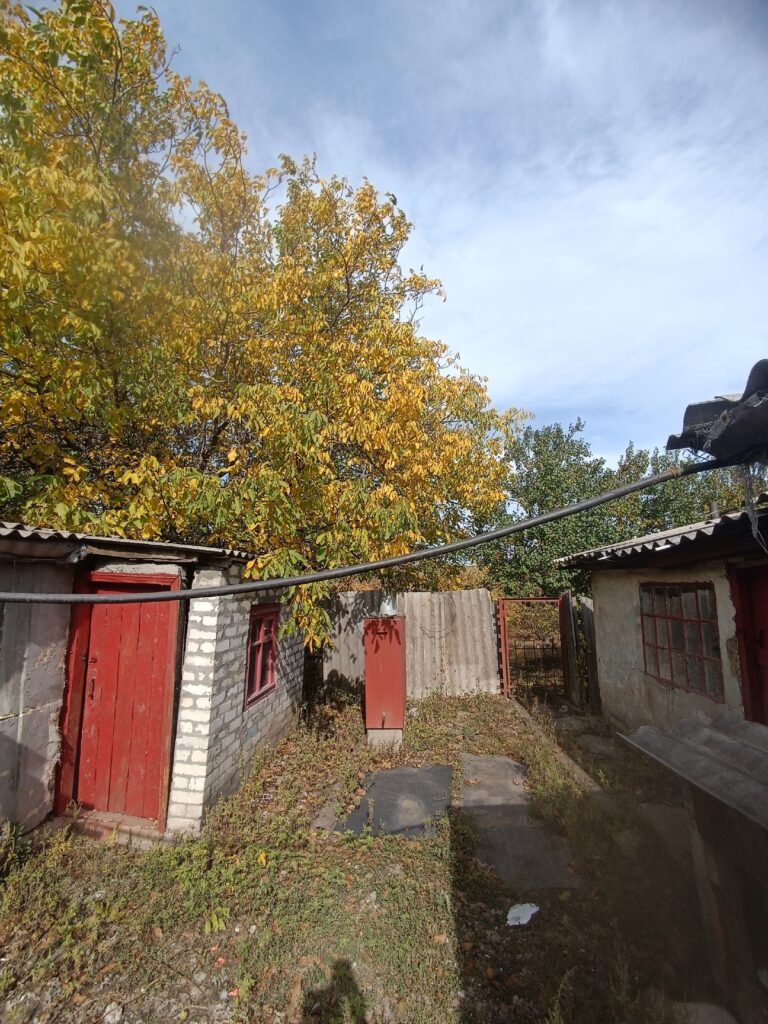 Фото № 926 Продается небольшой жилой дом по ул. Луговой, р-н 3 школы