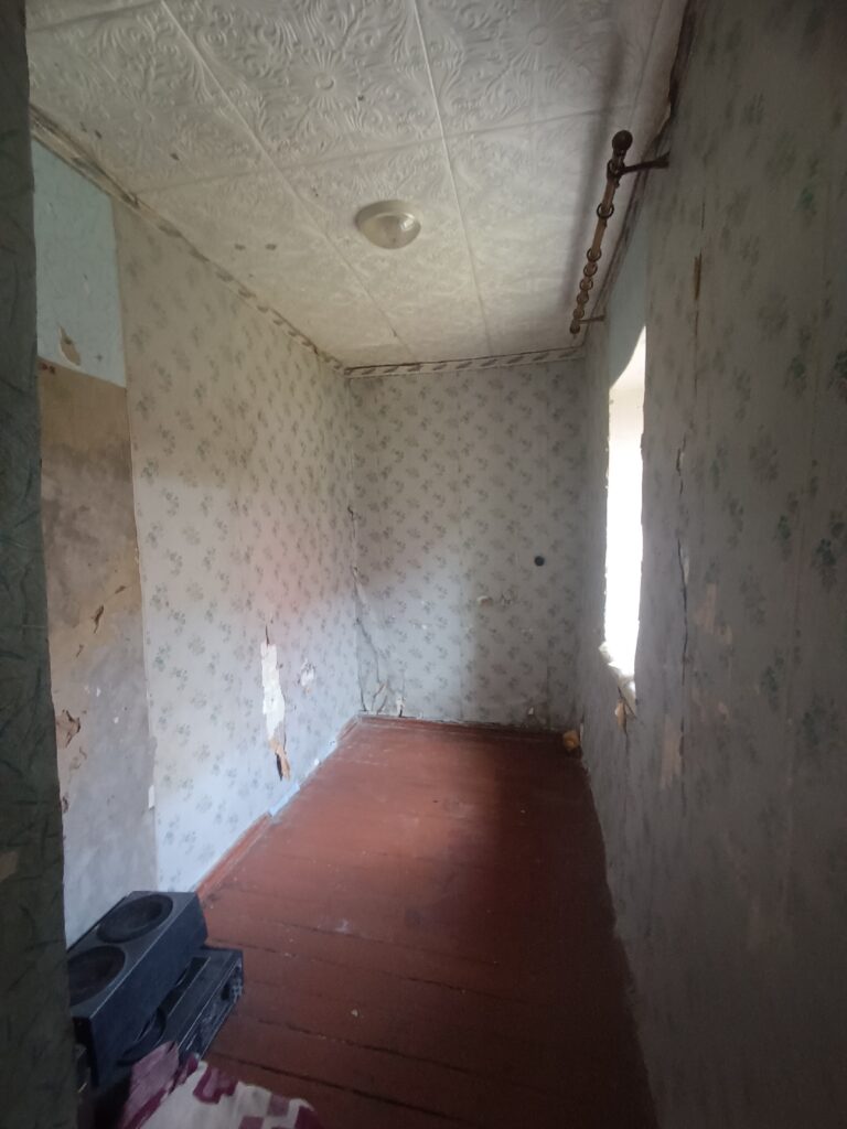 Фото № 926 Продается небольшой жилой дом по ул. Луговой, р-н 3 школы