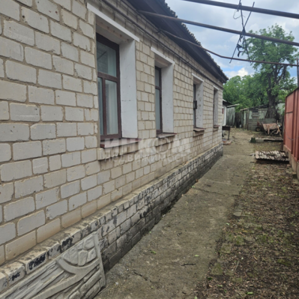 Фото Продам дом рн 11 поликлиники