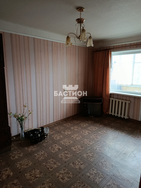 Продаётся 4-комнатная квартира, 69 м²