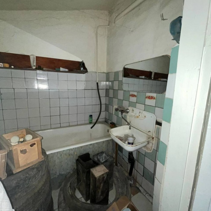 Фото Продам дом р-н Городка, возле Владимирского Собора, ул. Ткаченко 60. м. 2