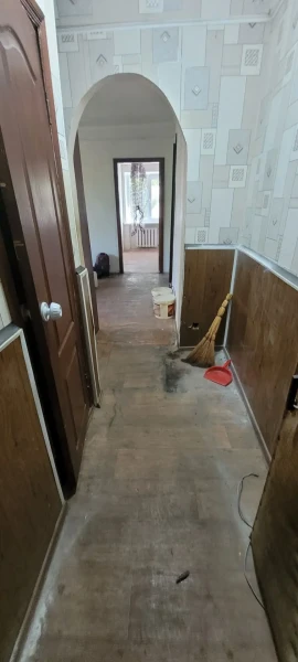 Фото Продаётся трёхкомнатная квартира, 41,8 м²