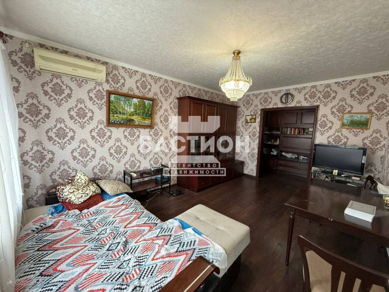 3-х комнатная квартира, улица Московская, 1 ID:2103801