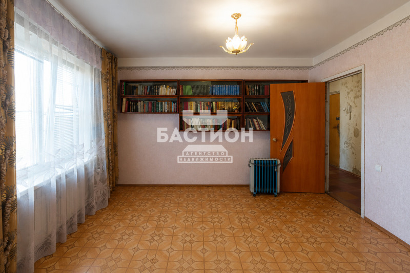 3-х комнатная квартира, пр-кт Металлургов 8, ID: 2245672