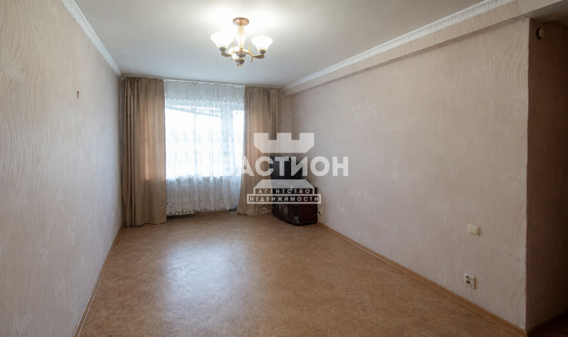 Фото 3-х комнатная квартира, пр-кт Металлургов 8, ID: 2245672