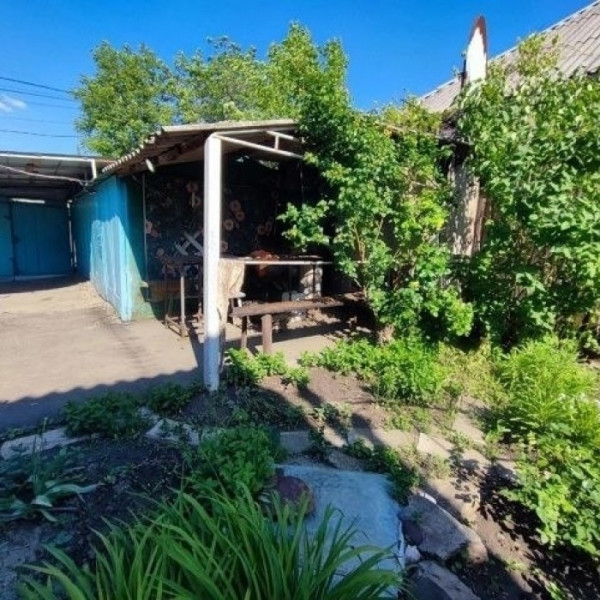 Фото Дом с флигелем ул. Брестская, г Луганск