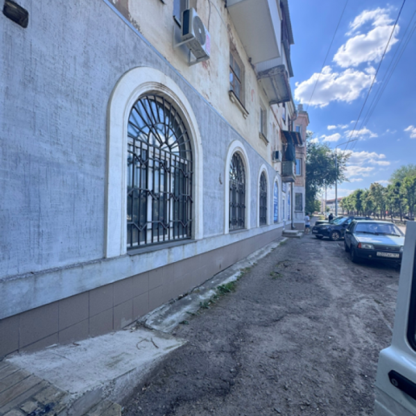 Фото Продам помещение в г. Луганске, ул. Даля