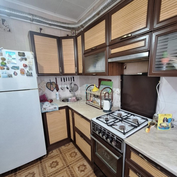 Продам 2к квартиру на кв. Героев Сталинграда а/о