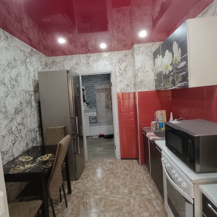 Фото Продам 3-х комнатную квартиру в центре по улице Коцюбинского