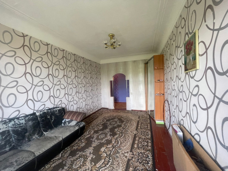 Фото №570 Продаётся 2-х комн. кв-ра” Сталинка” ул. Кирова, район ДК