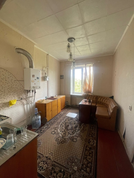 Фото №570 Продаётся 2-х комн. кв-ра” Сталинка” ул. Кирова, район ДК