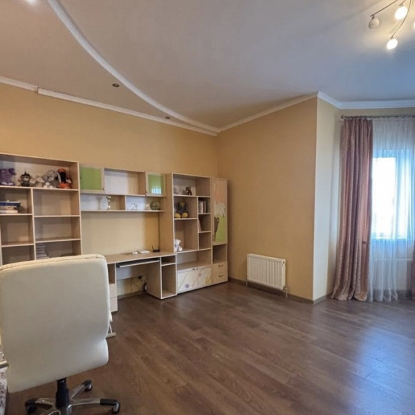 Фото Продам дом на Видном 217м2