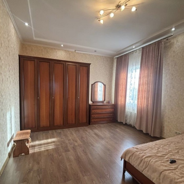 Фото Продам дом на Видном 217м2