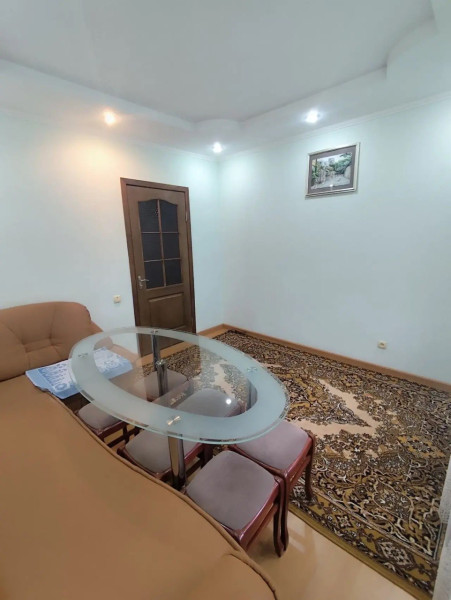 Фото Сдаётся 4-комнатная квартира, 80 м²