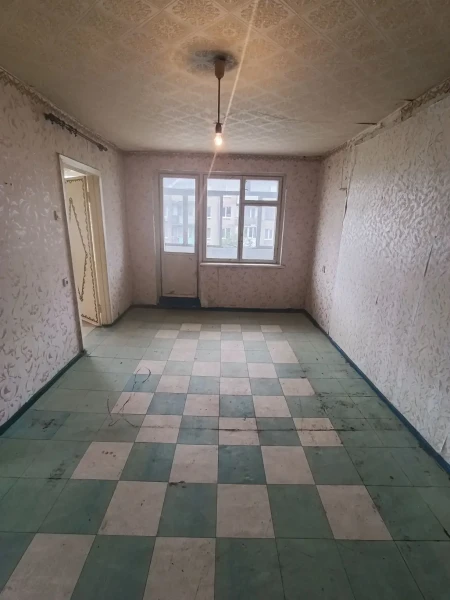 Фото Продаётся 3-комнатная квартира в городе Брянка, Микро 4, д. 51.