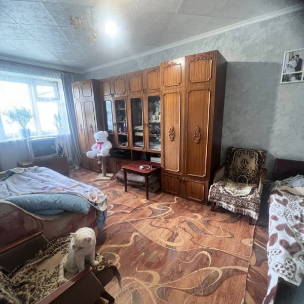 Фото Продам 1 комнатную квартиру на кв. Солнечный