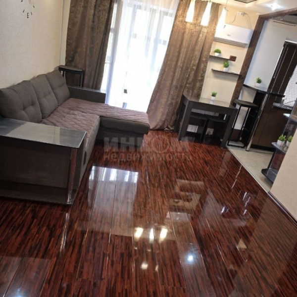 Фото Продам 2к кв. Алексеева Центр