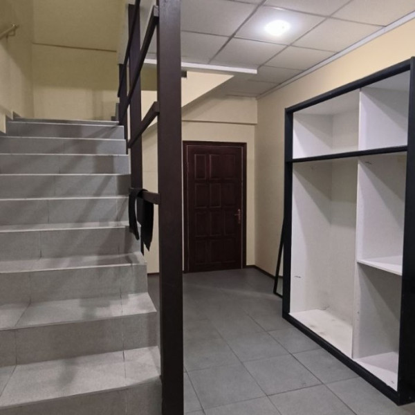 Фото Продам или Сдам 1320м2 рн Пингвин басейн