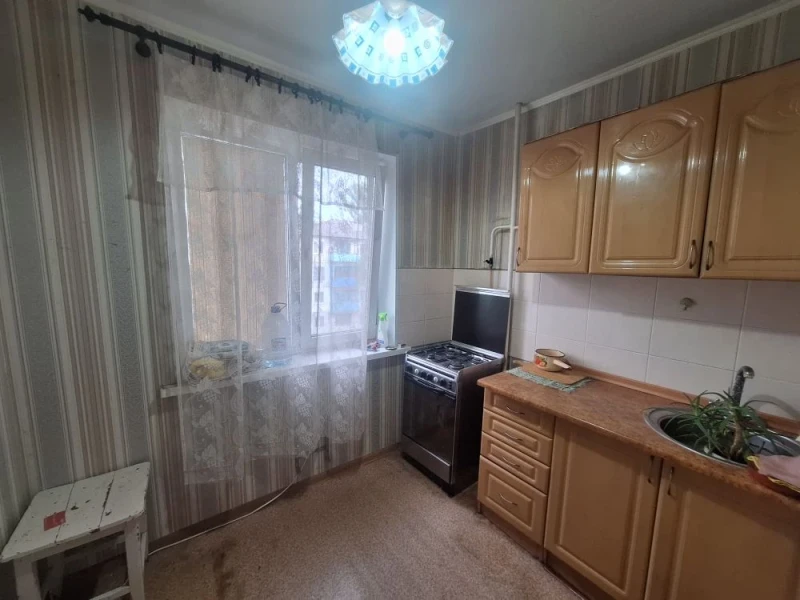 Фото Продаётся 1-комнатная квартира в городе Стаханов, ул. 60 лет Октября, д. 8.