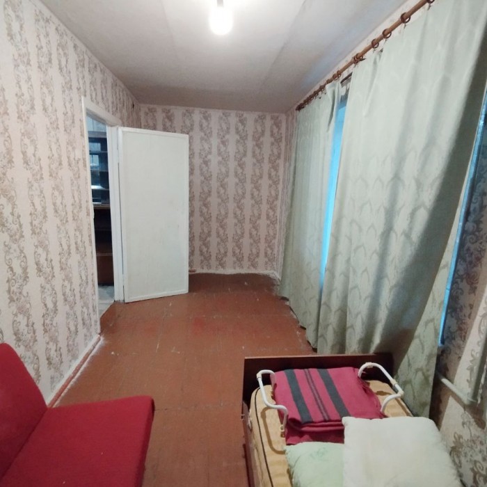 Фото Продам 2-х комнатную квартиру на кв. Луганский ( район Щербакова) д. 8