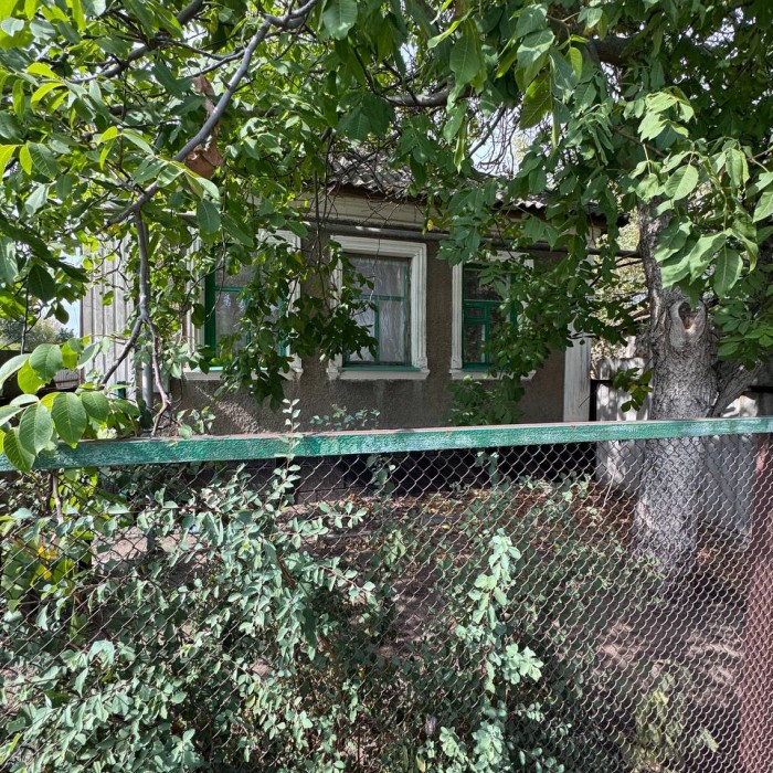 Продам дом в Станице Луганской (р-н кв. Молодежный), площадь 80 кв. м