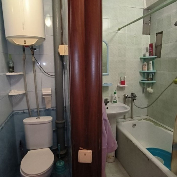 Фото Продам 2к 50-лет Октября 14