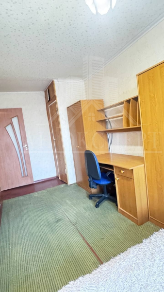 Сдам 2-х комнатную квартиру на длительный срок (Стаханов, ул. Олега Кошевого, 24б)