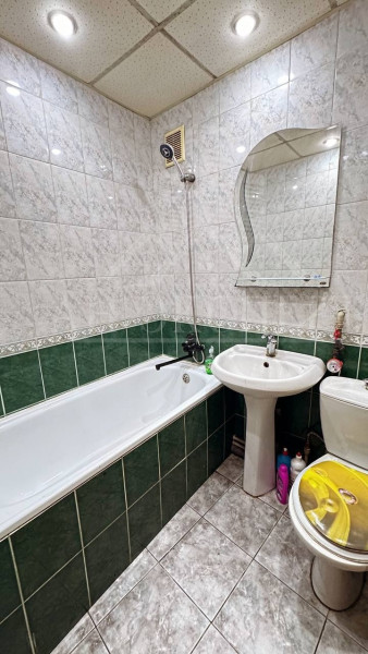 Фото Сдам 2-х комнатную квартиру на длительный срок (Стаханов, ул. Олега Кошевого, 24б)